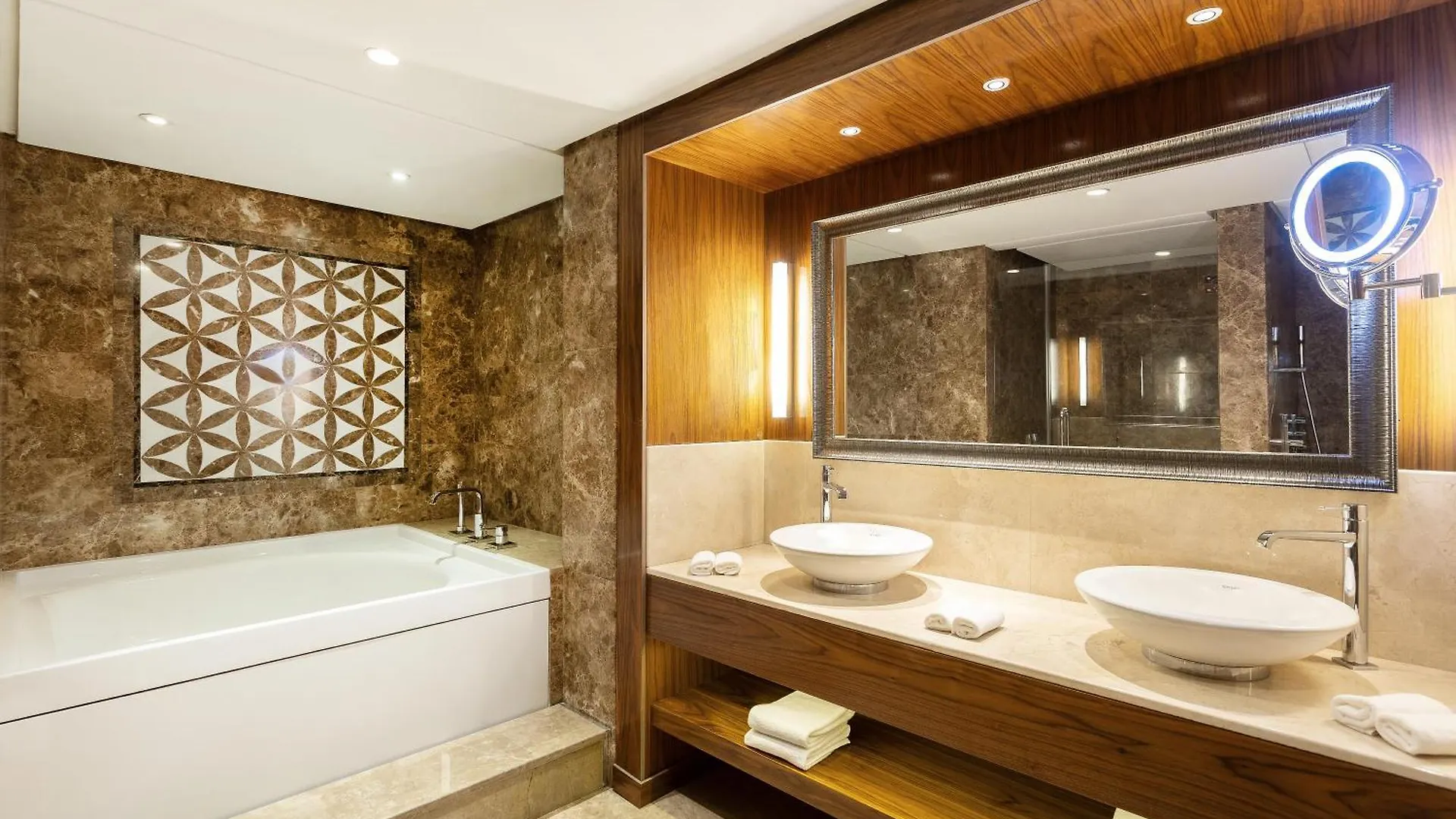 *****  Radisson Blu Hotel & Convention Center, Τύνιδα Τυνησία
