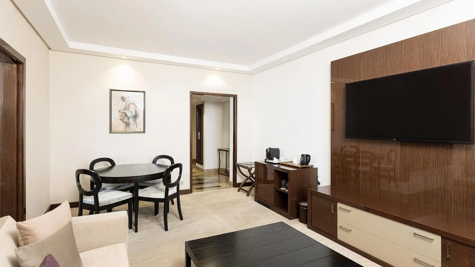 Radisson Blu Hotel & Convention Center, Τύνιδα 5*,