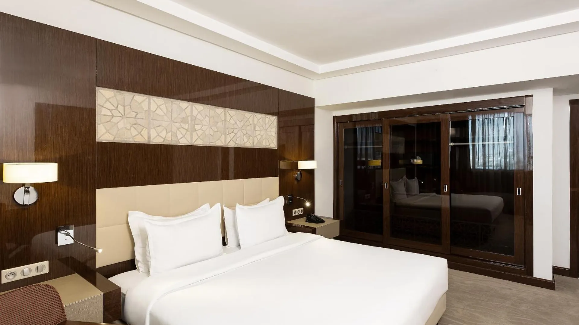 Radisson Blu Hotel & Convention Center, Τύνιδα
