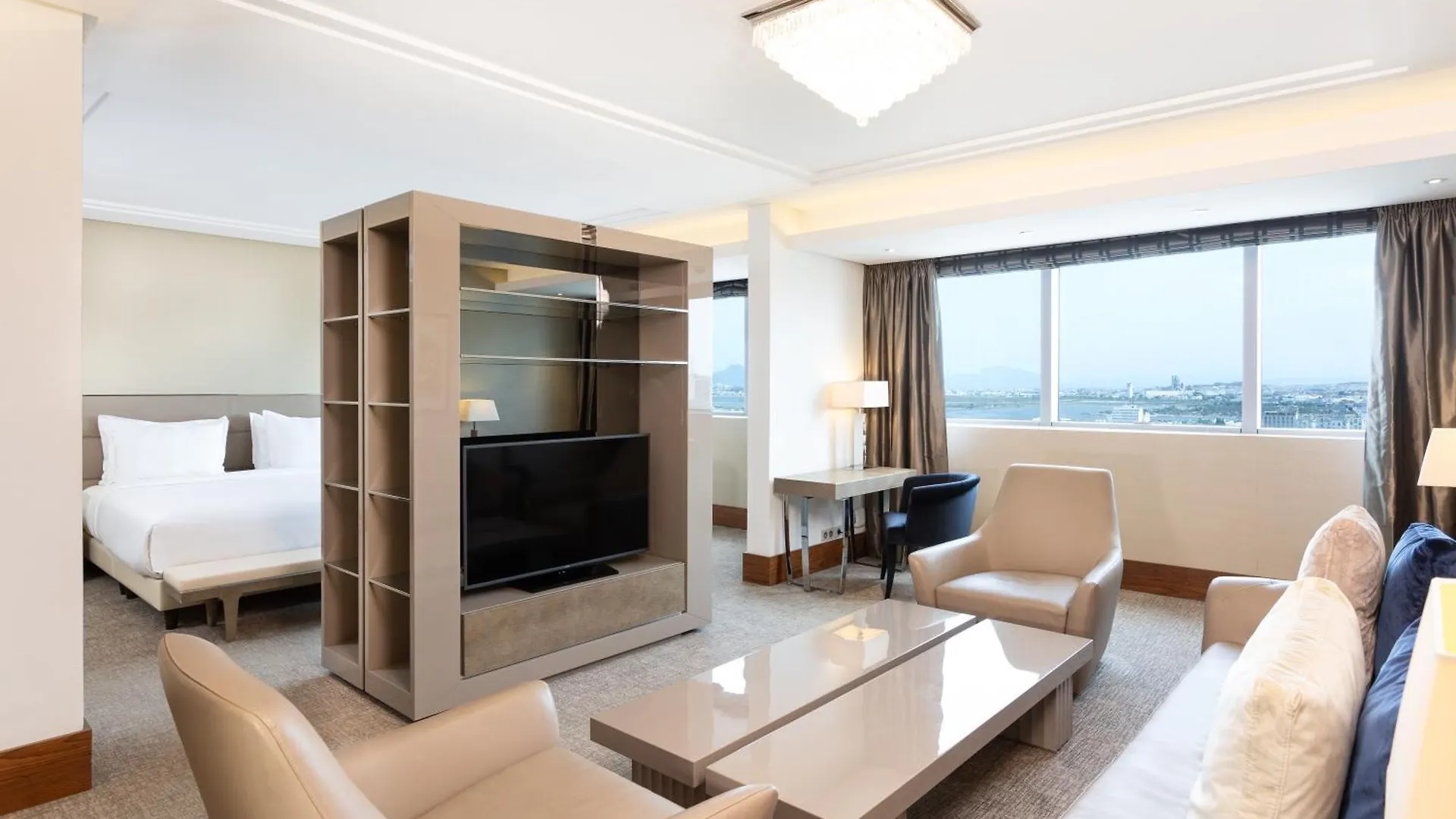 Radisson Blu Hotel & Convention Center, Τύνιδα