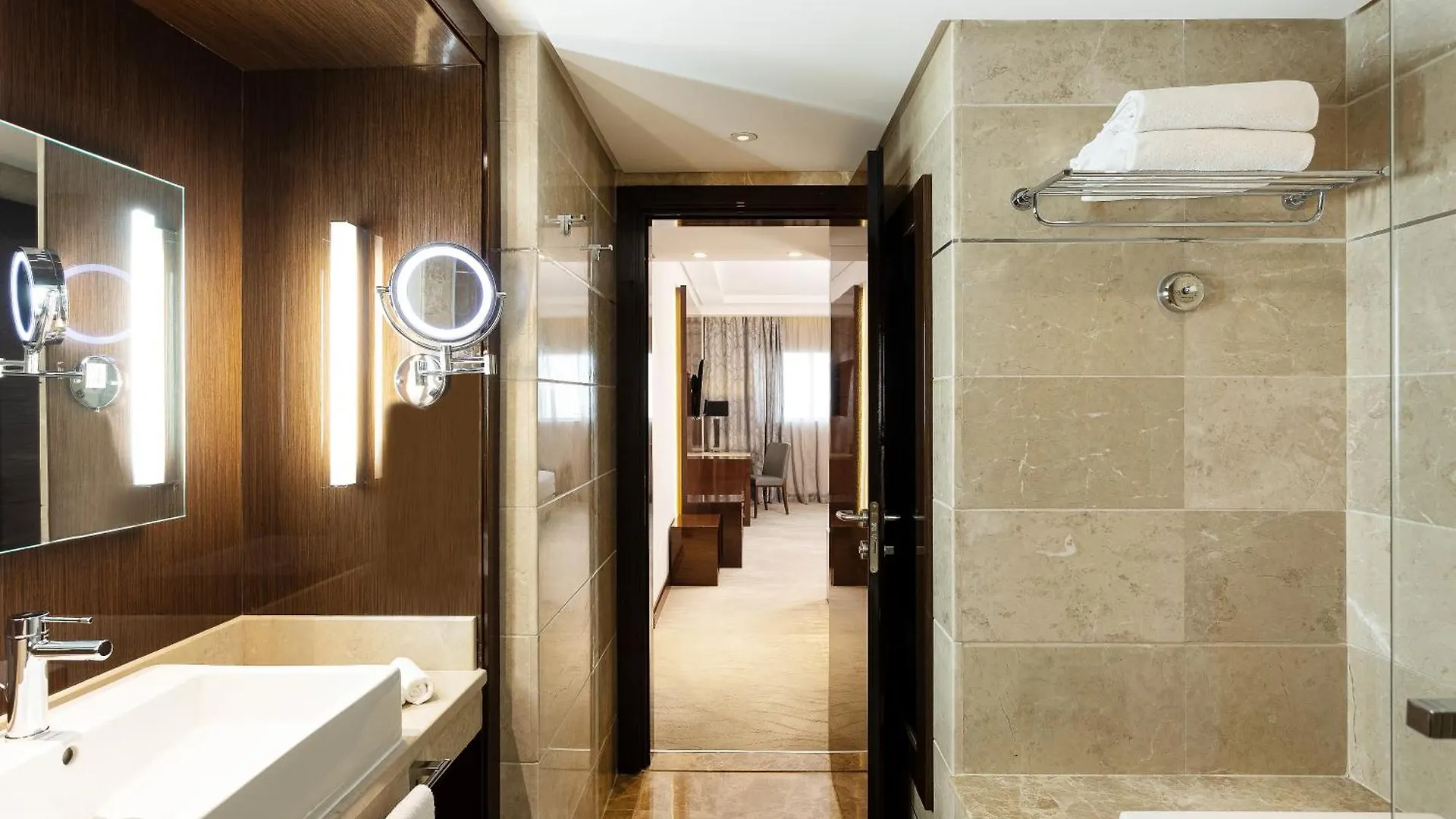 Radisson Blu Hotel & Convention Center, Τύνιδα
